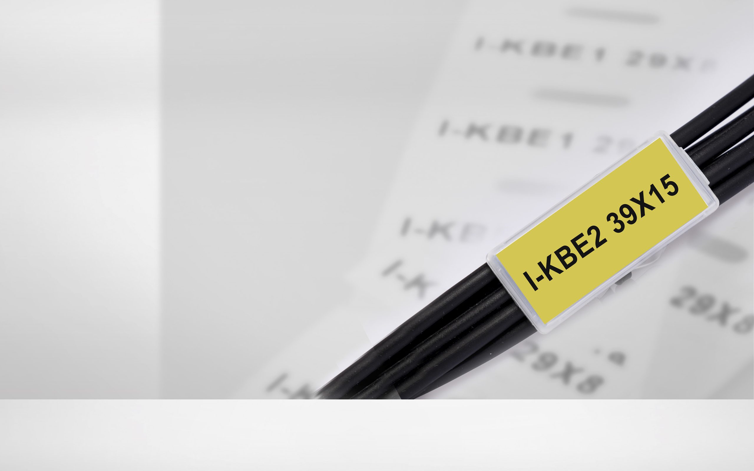 808165 I-KBE2 39 x 15mm Y/W - Image 1